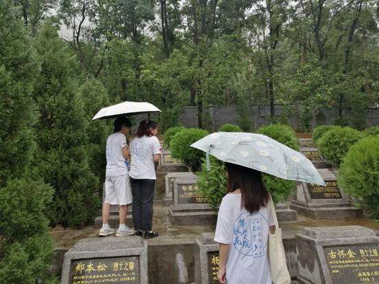 E7C08C93EA04AFB4288EAE0B778518E3